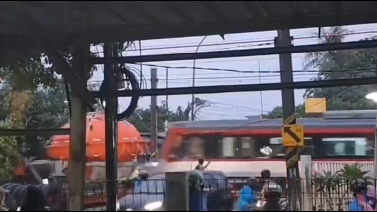 Insiden KA Bandara, Polres Metro Tangerang Periksa Sopir Trailer