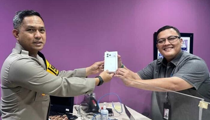 Dihadiahi iPhone 17 Pro Max, Kapolres Tangsel Lapor KPK