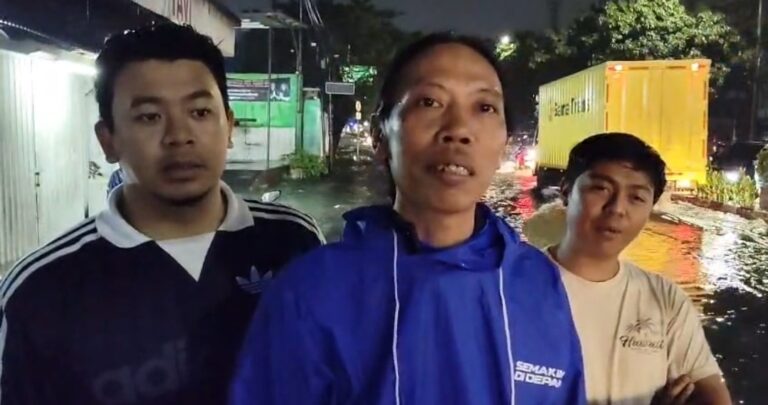 Banjir, Warga Kota Tangerang Minta Tolong Kang Dedi Mulyadi
