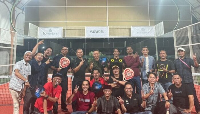 Ketika Mantan Wali Kota Tangerang Arief R Wismansyah “Bermain” Padel