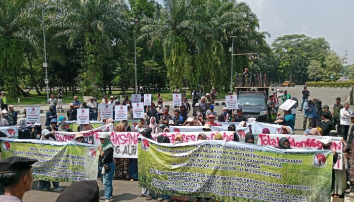 Warga Pantura Demo Kantor Bupati Tangerang Tolak Alih Fungsi Lahan