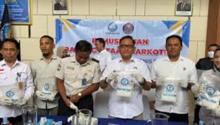 BNNP Banten Musnahkan 2 Kg Sabu Hasil Operasi di Badara Soetta
