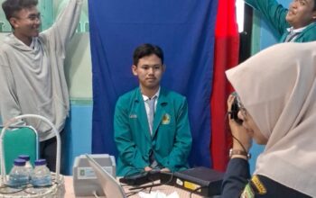 Puluhan Pelajar di Ciledug Tangerang Antre E KTP di Sekolah