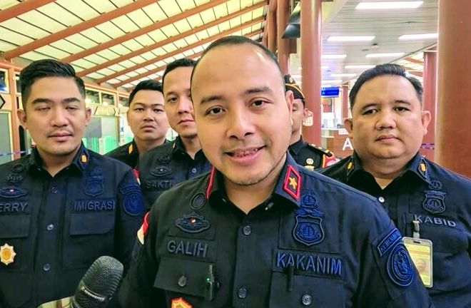 Imigrasi Bandara Soekarno-Hatta Gagalkan Jemaah Haji Visa PMI