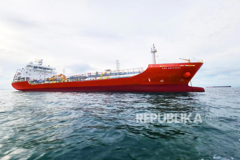 Dua Kapal Pertamina Masih Tertahan di Selat Hormuz
