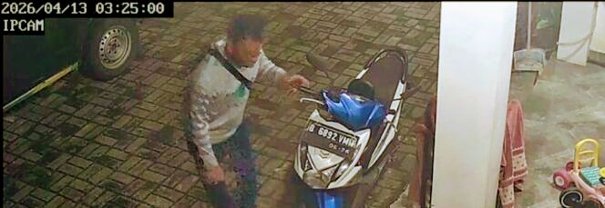 Terekam CCTV, Maling Motor Beraksi di Poris Plawad Utara Tangerang