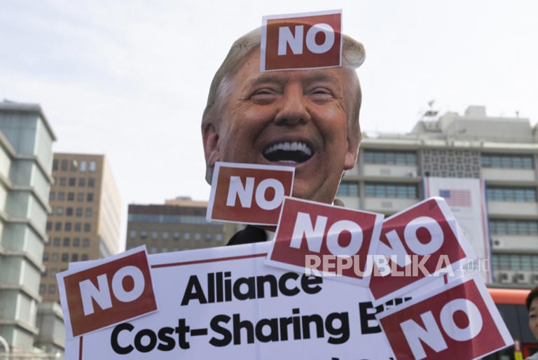 Abaikan Perintah Trump, Pasukan AS Ogah Blokade Selat Hormuz