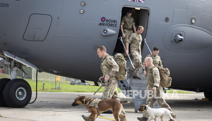 Iran Pertimbangkan Kirim Rudal ke Pangkalan Militer Inggris