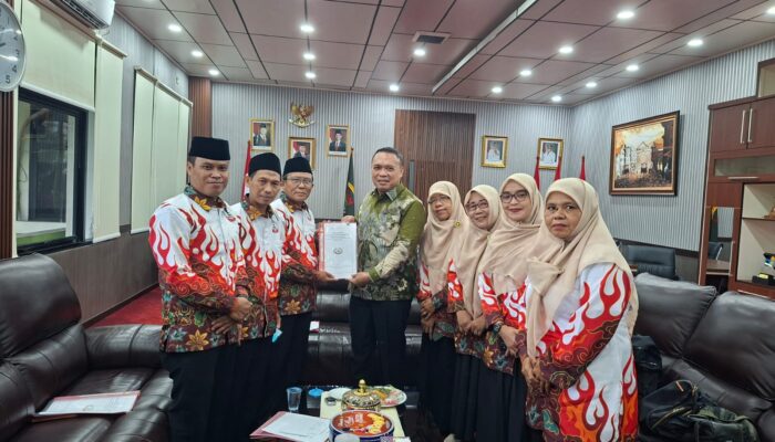 Guru Madrasah Swasta di Kabupaten Tangerang Digajih Tidak Layak