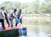 Puncak May Day, Bupati dan Gubernur Tangerang Mancing Bareng Buruh