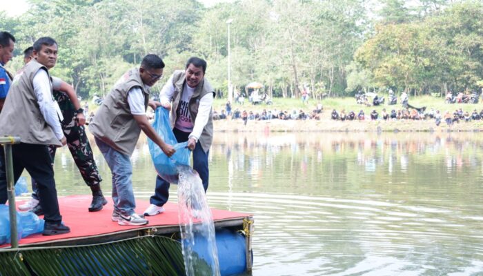 Puncak May Day, Bupati dan Gubernur Tangerang Mancing Bareng Buruh