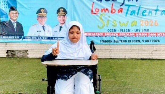 Nayla Alifia, Siswi Disabilitas Kota Tangerang Ukir Prestasi Lewat Puisi