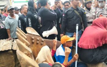 Eksekusi Lahan di Cisoka Tangerang Berlangsung Tegang