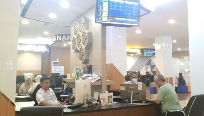 Urus Perizinan di Mal Pelayanan Publik Kota Tangerang Cepat dan Efisien