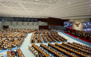 DPR RI Sahkan RUU Polri Menjadi Undang-Undang