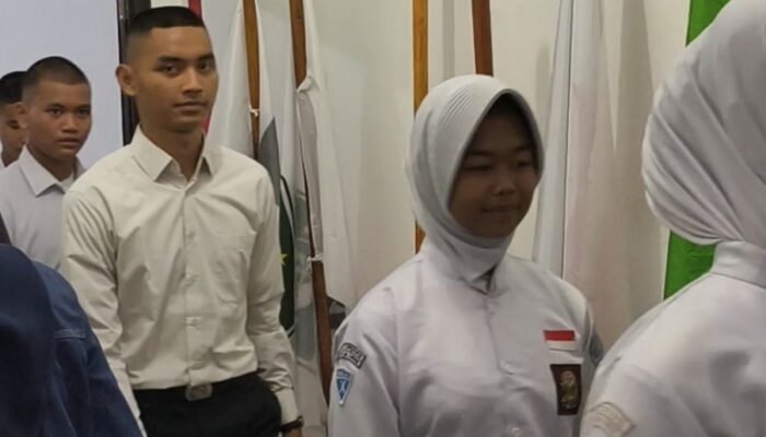 Calon Paskibra Lebak Jalani Tes Urine