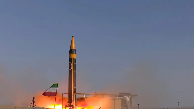 Rudal dan Drone Masih Utuh, Iran Siap Perang Panjang dengan AS