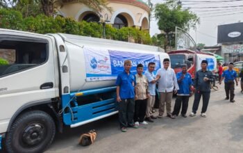 Aetra Tangerang Kirim Air Bersih untuk Haul Syekh Abdul Qodir Al Jaelani di Ponpes Al Istiqlaliyyah