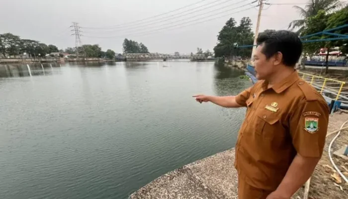 Air Cisadane Tangerang Terus Menyusut