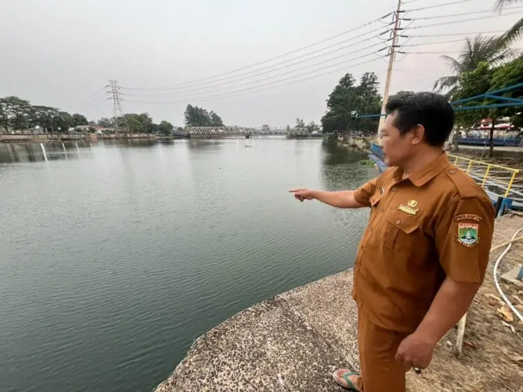 Air Cisadane Tangerang Terus Menyusut